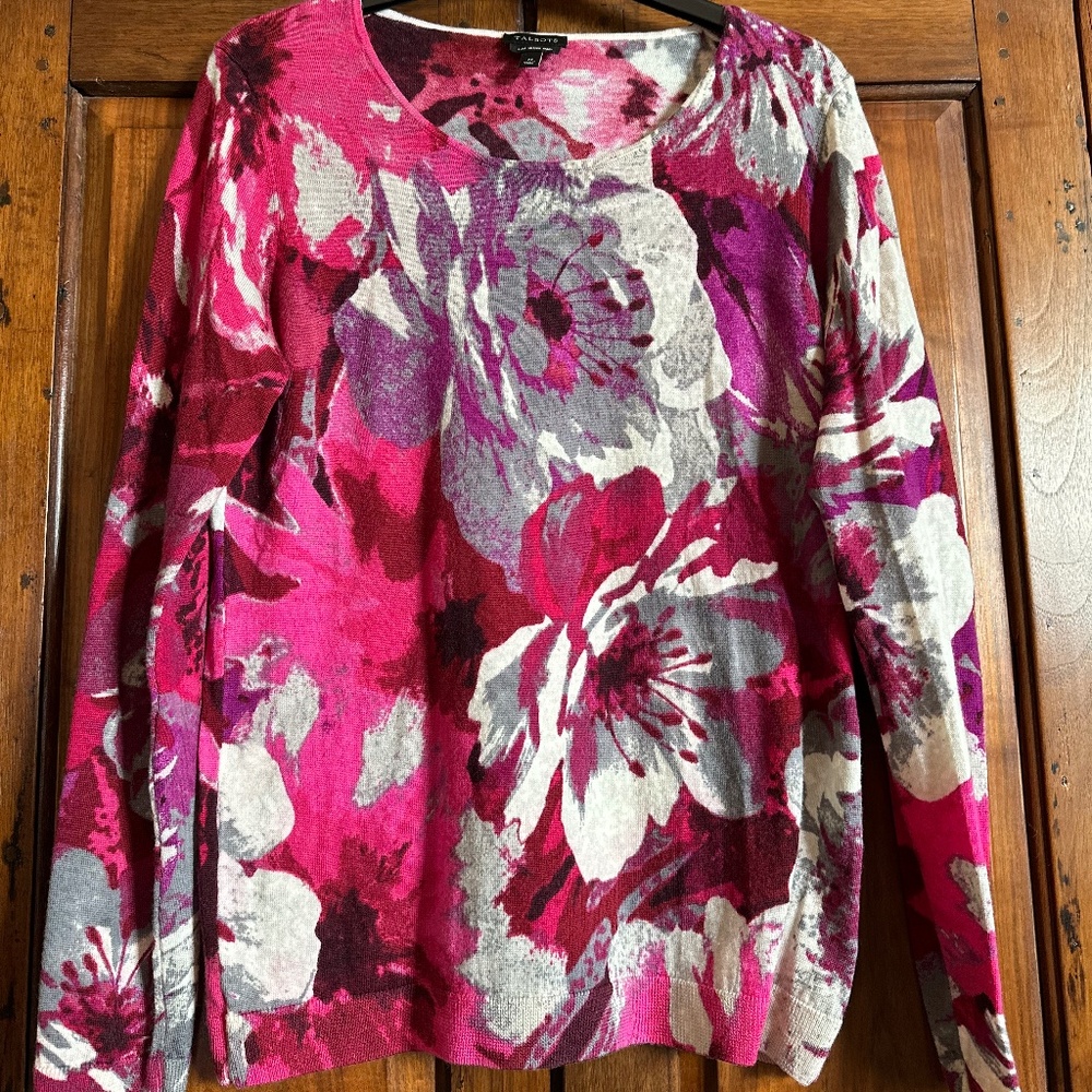 Talbots, 100% Merino Wool, Size M, Hot Pink, Gray, off-White Sweater